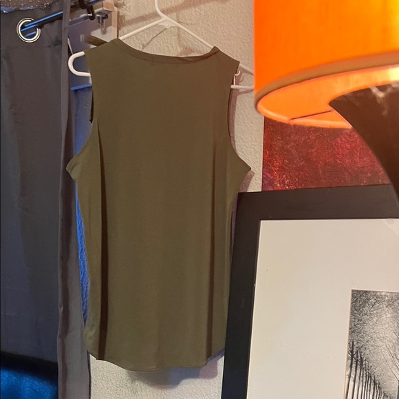 Banana Republic Dark Green Sleeveless Top - Picture 2 of 2